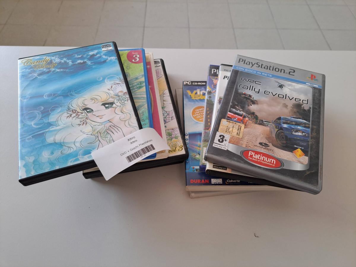 DVD + giochi Playstation (205-25)